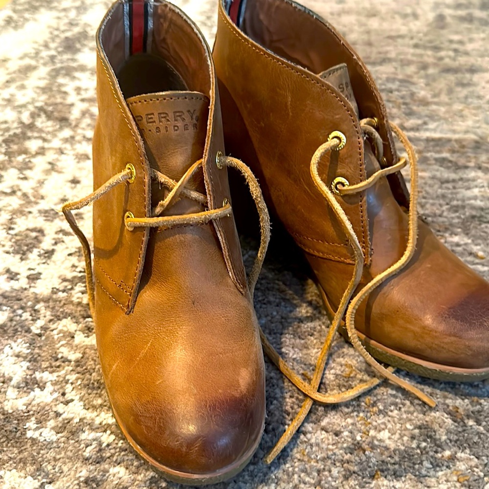 Sperry size 8 ankle boots
